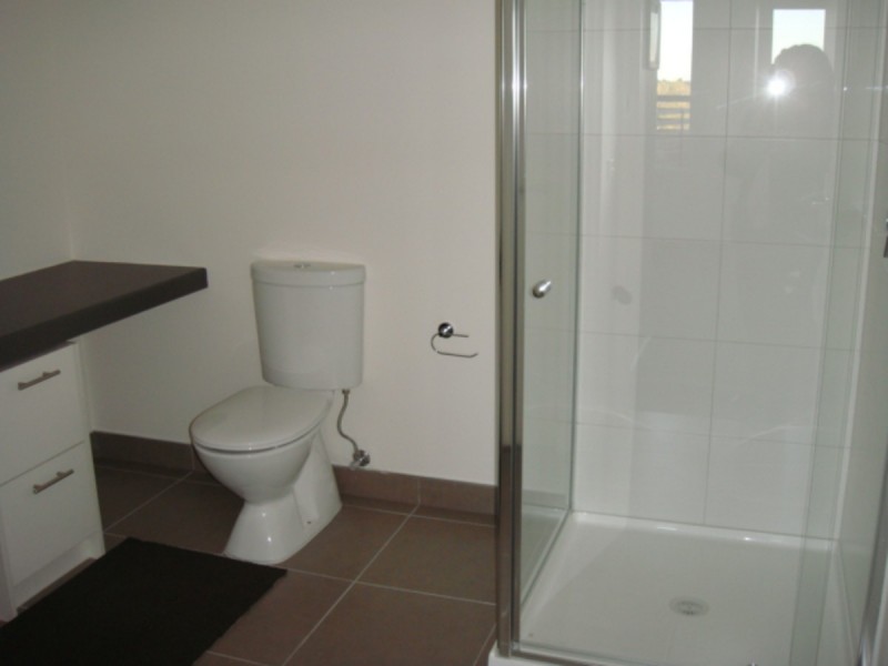 202/50 Janefield Drive, Bundoora VIC 3083