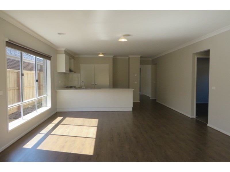 48 Beresford Road, Wollert VIC 3750