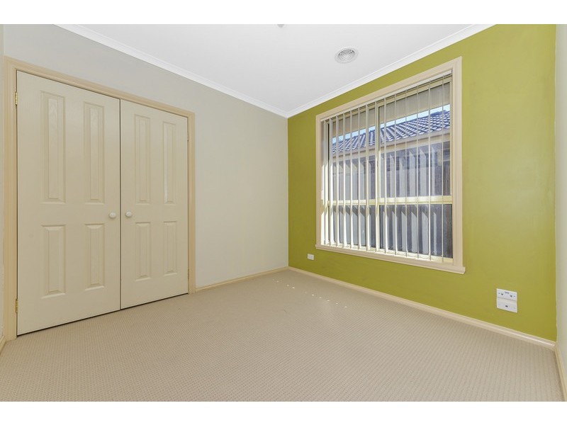 6/7 Houston Street, Epping VIC 3076