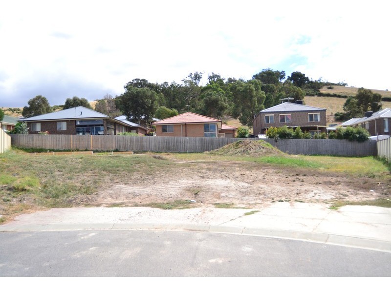 5 Wren Court, Whittlesea VIC 3757