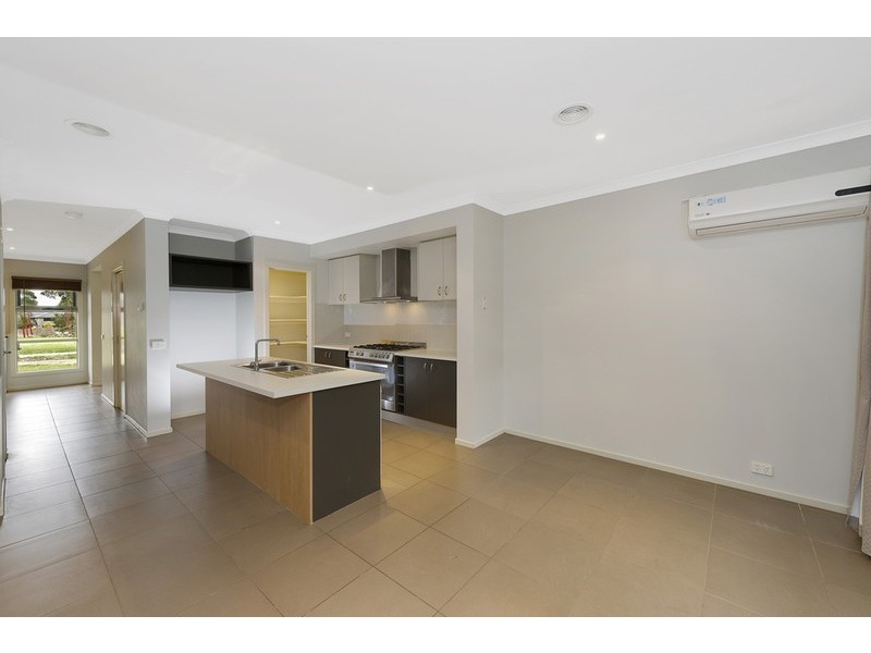 7 Dante Walk, Mernda VIC 3754