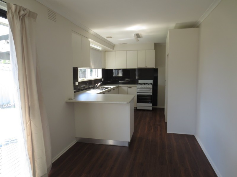 2 Kilborn Court, Mill Park VIC 3082