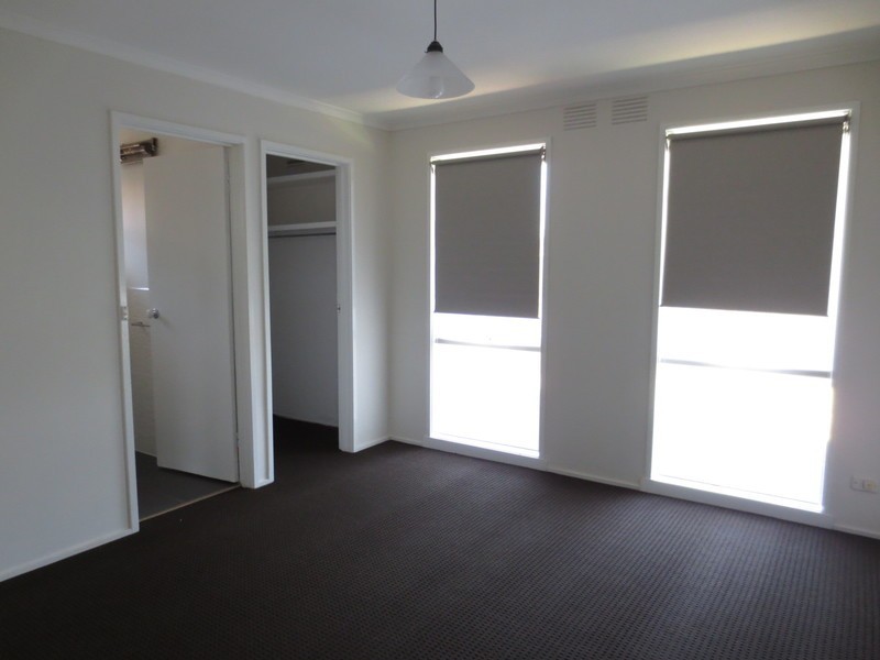 2 Kilborn Court, Mill Park VIC 3082