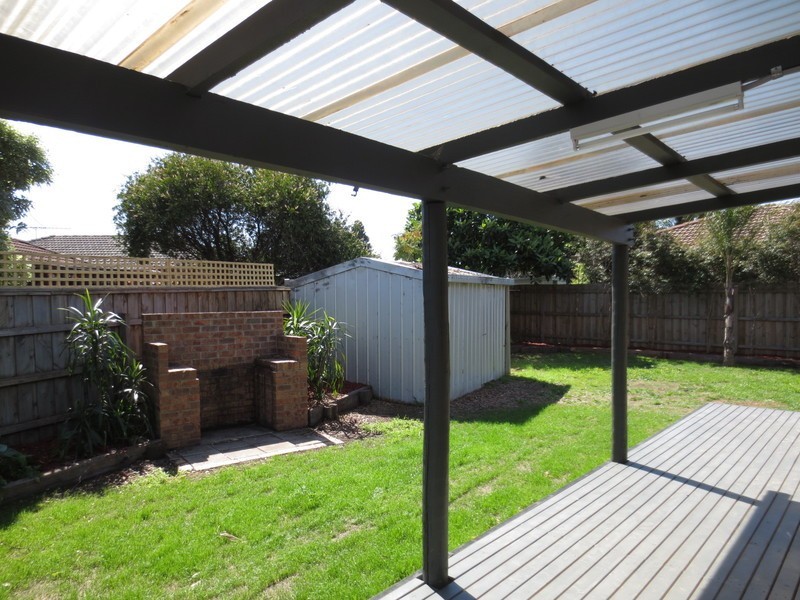 2 Kilborn Court, Mill Park VIC 3082