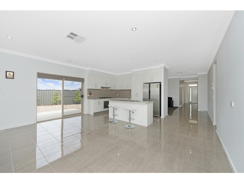 4 Tindales Road, Wollert VIC 3750