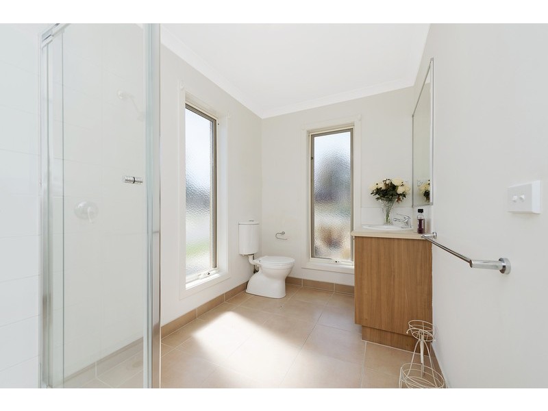 3 Woodridge Crescent, Doreen VIC 3754