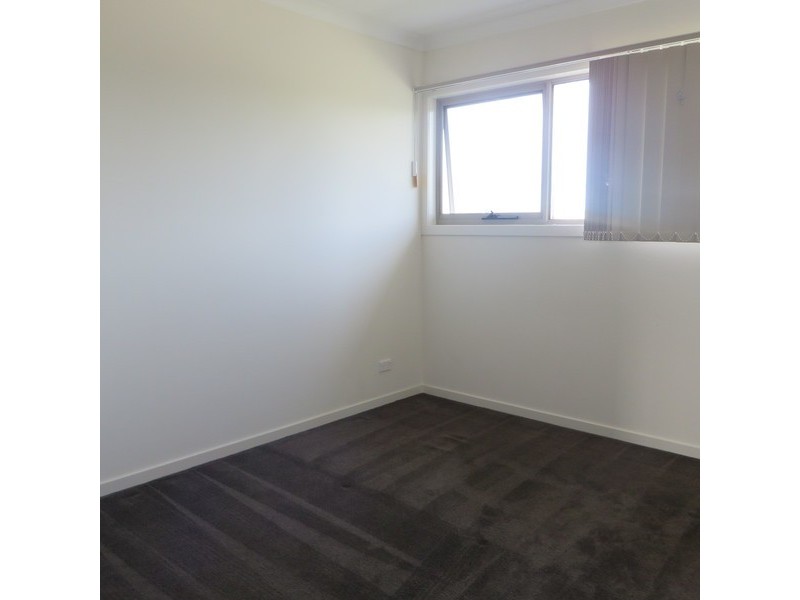 2/36 Houston Street, Epping VIC 3076