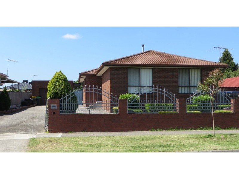 74 Moorhead Drive, Mill Park VIC 3082