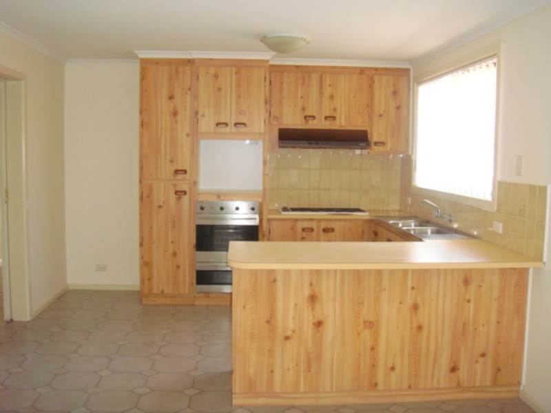 74 Moorhead Drive, Mill Park VIC 3082