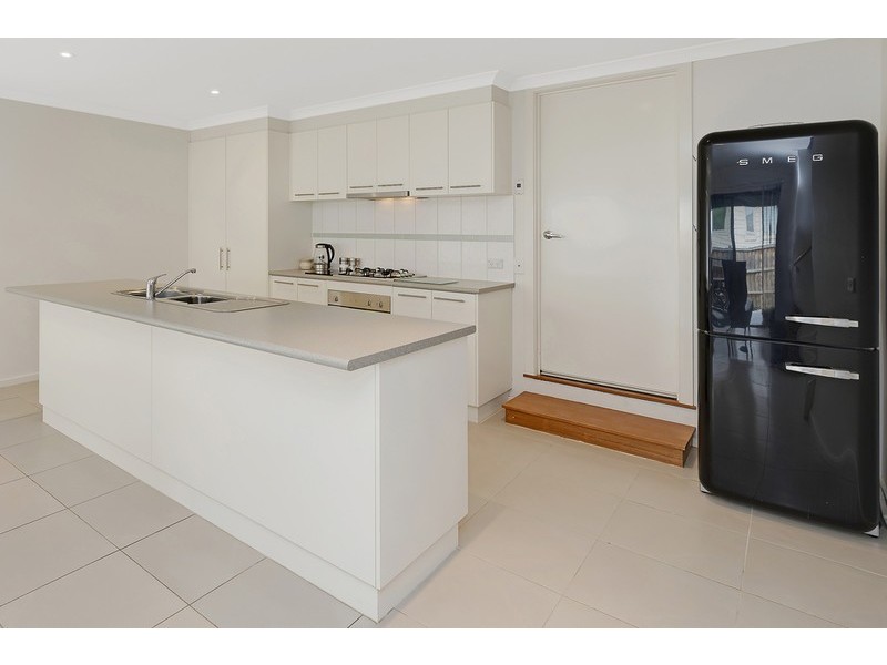 16 Faithful Way, Doreen VIC 3754