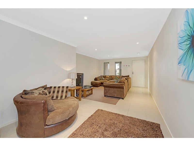 16 Faithful Way, Doreen VIC 3754