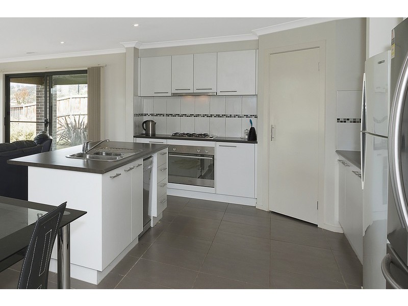 16 Pomaderris Drive, Mernda VIC 3754