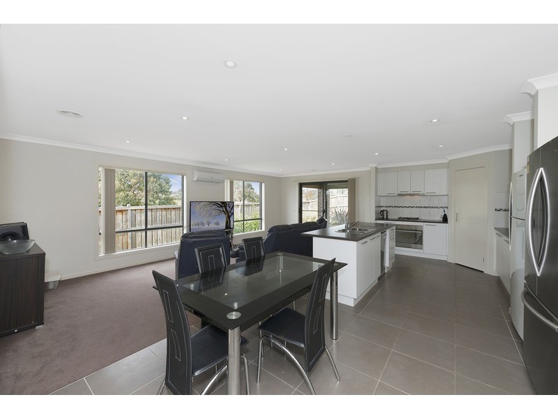 16 Pomaderris Drive, Mernda VIC 3754