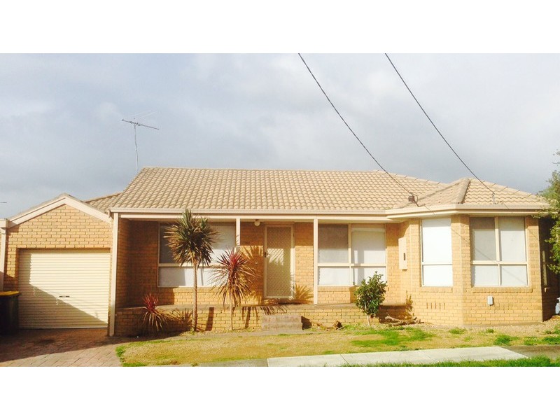 8 Denham Place, Mill Park VIC 3082