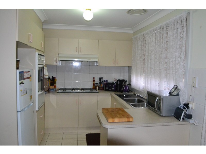 8 Denham Place, Mill Park VIC 3082