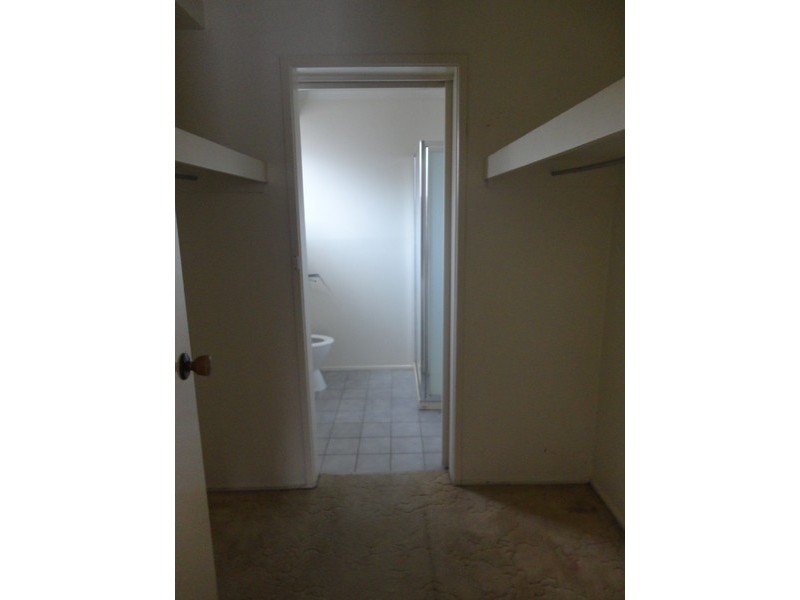 26 Kingston Town Crescent, Mill Park VIC 3082