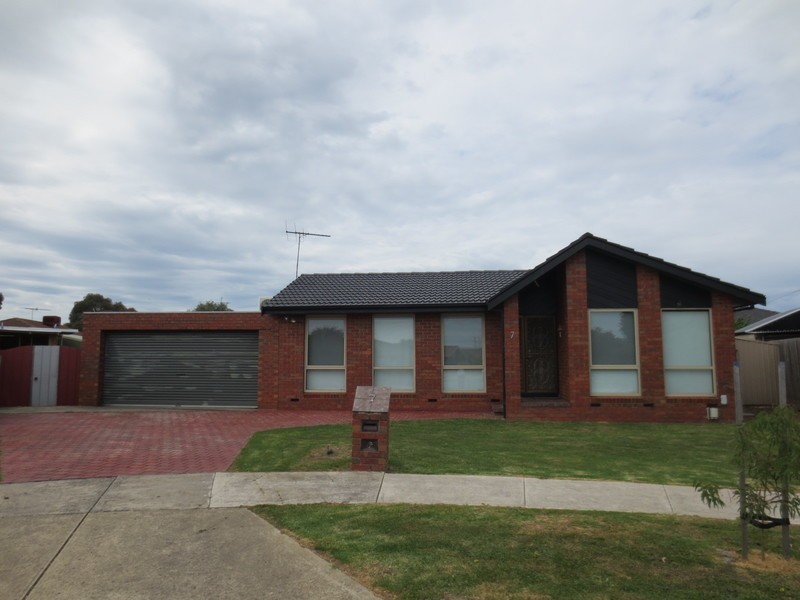 7 Wallace Place, Mill Park VIC 3082