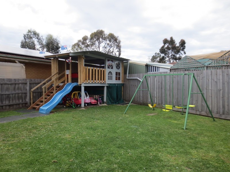 7 Wallace Place, Mill Park VIC 3082