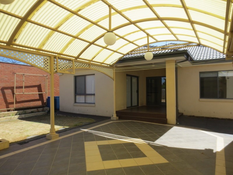 45 Kay Avenue, Lalor VIC 3075