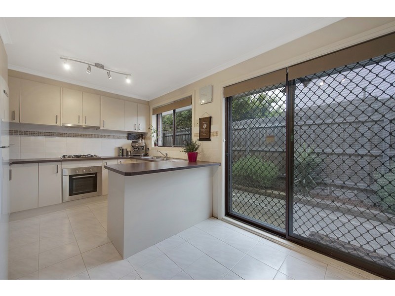 1/9 Clifford Close, Mill Park VIC 3082