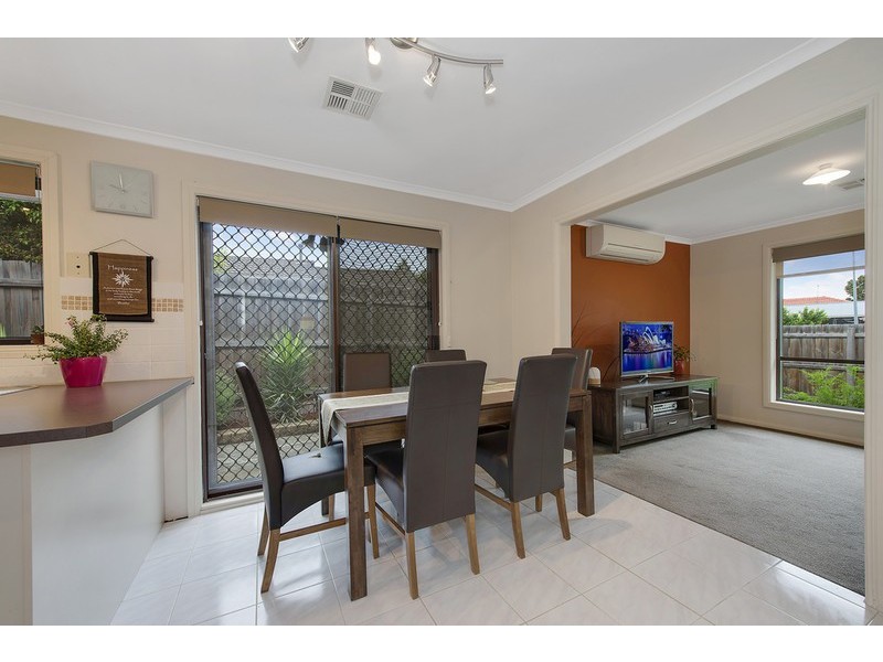 1/9 Clifford Close, Mill Park VIC 3082