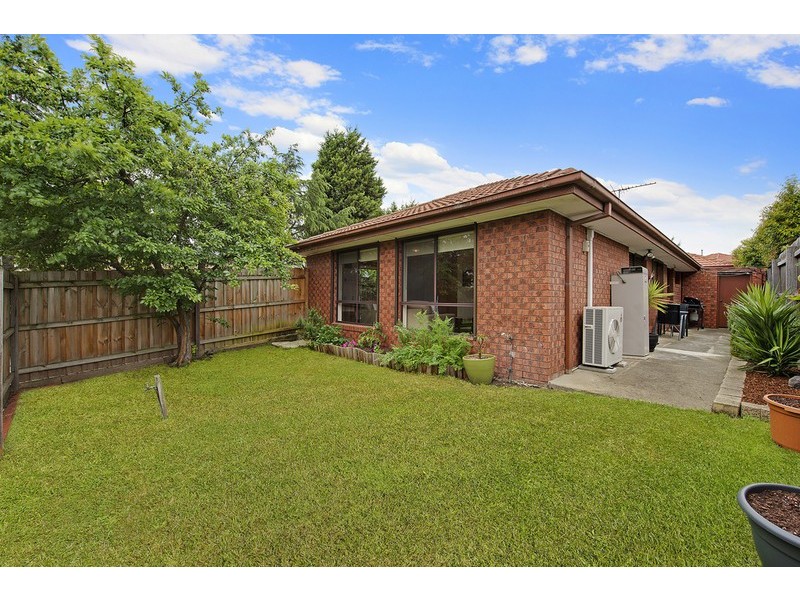 1/9 Clifford Close, Mill Park VIC 3082