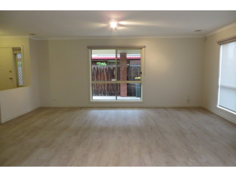28 Parklands Drive, Thomastown VIC 3074