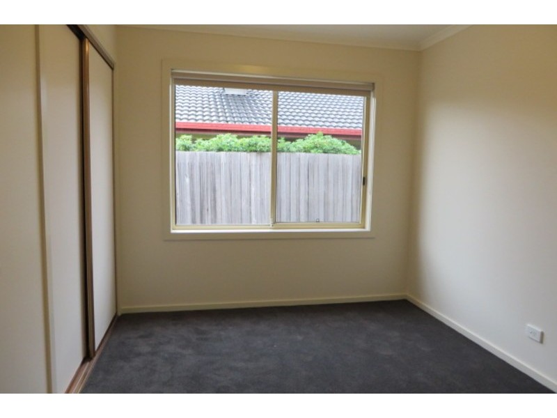 28 Parklands Drive, Thomastown VIC 3074