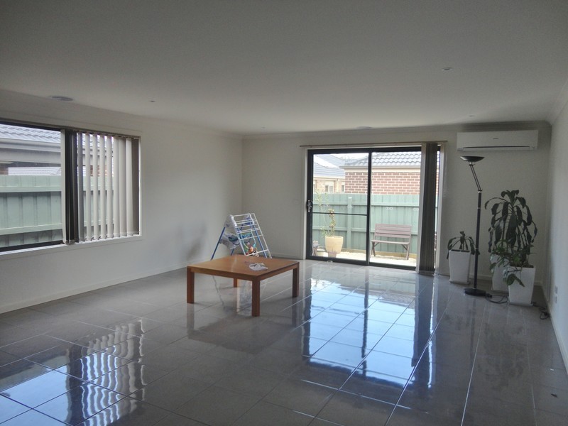 125 Grange Drive, South Morang VIC 3752