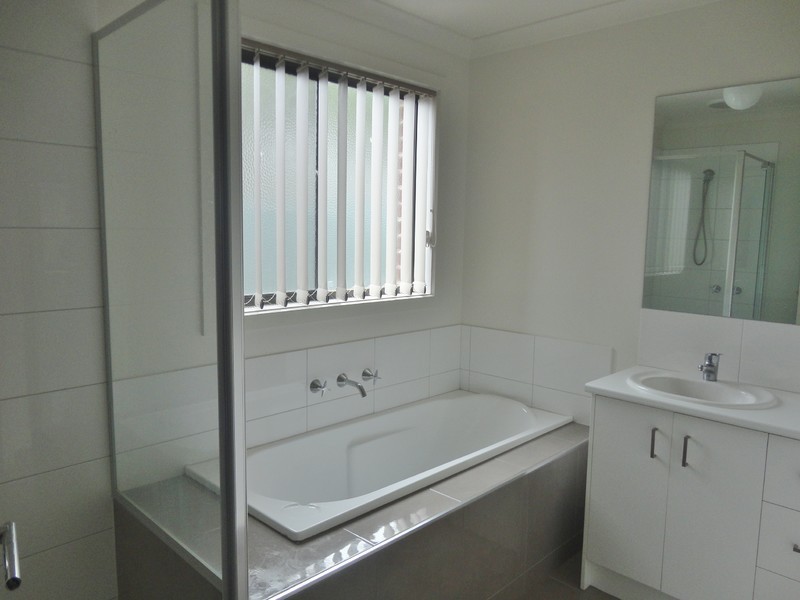 125 Grange Drive, South Morang VIC 3752