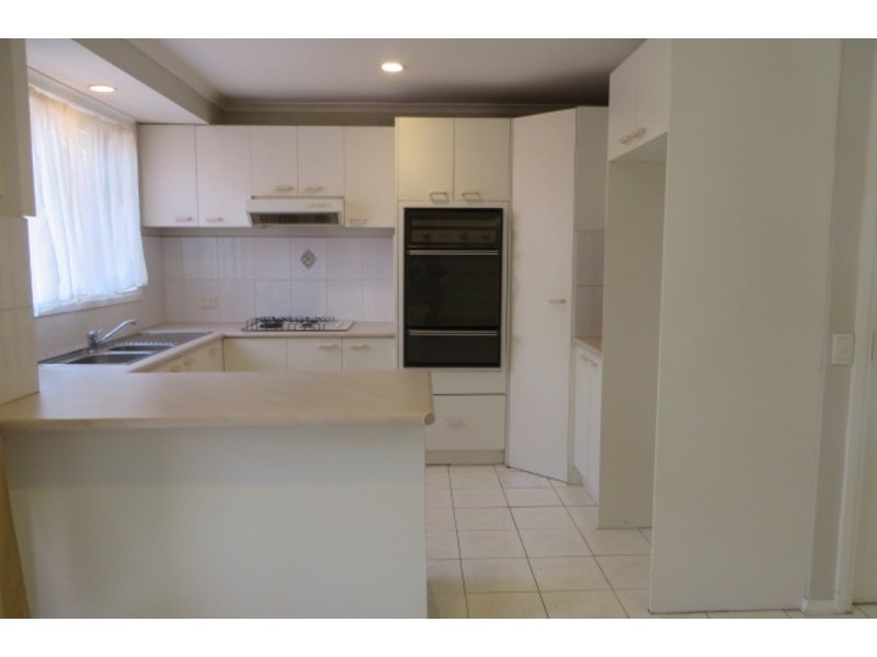 12 Patmore Court, Mill Park VIC 3082