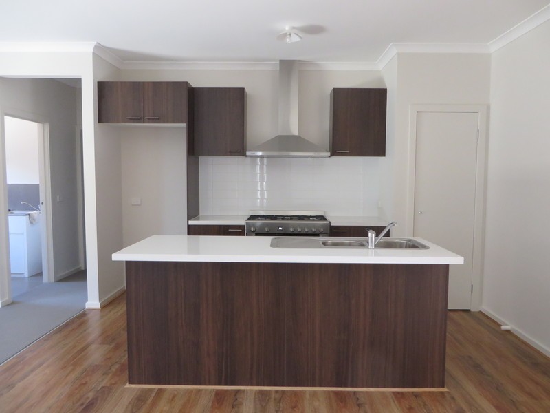 13 Abloom View (MICKLEHAM), Craigieburn VIC 3064