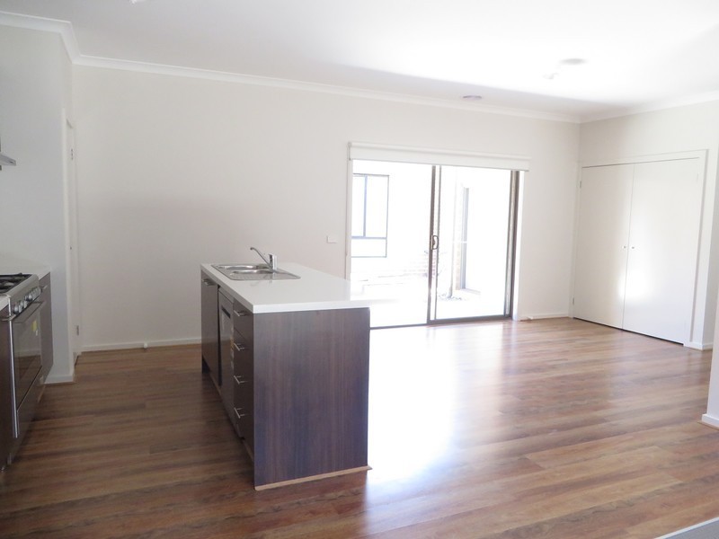 13 Abloom View (MICKLEHAM), Craigieburn VIC 3064