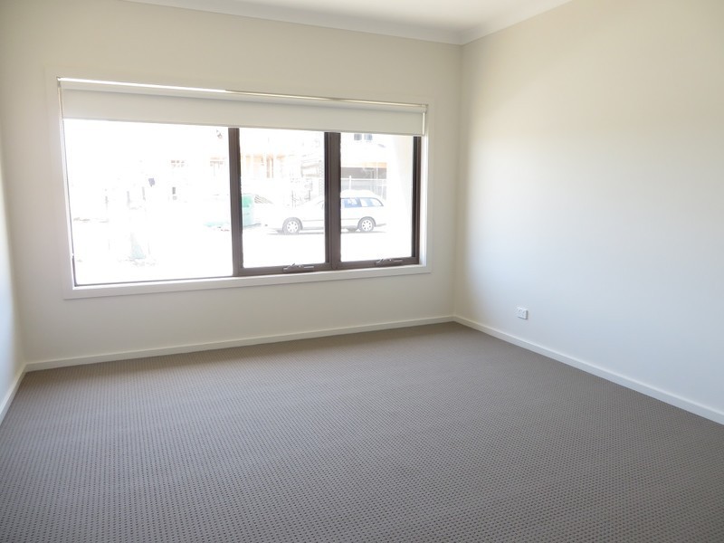 13 Abloom View (MICKLEHAM), Craigieburn VIC 3064