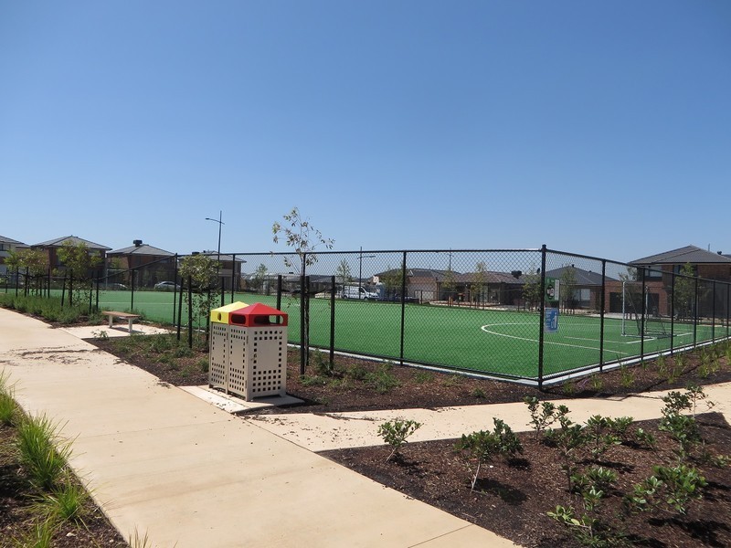 13 Abloom View (MICKLEHAM), Craigieburn VIC 3064