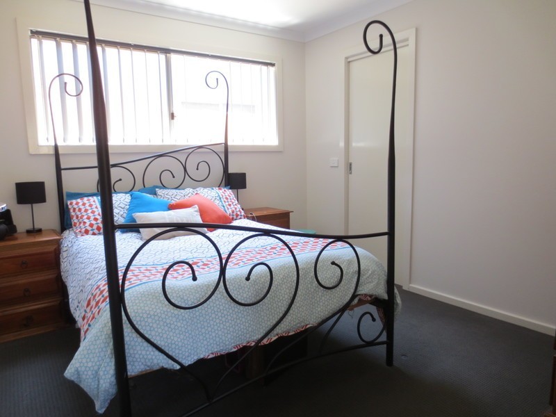 10 Travertine Crescent, Doreen VIC 3754