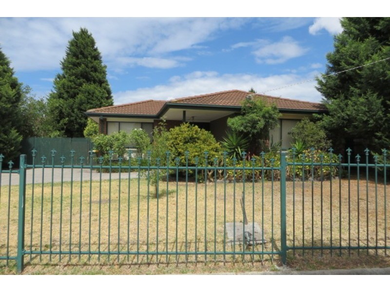 102 Northumberland Drive, Epping VIC 3076
