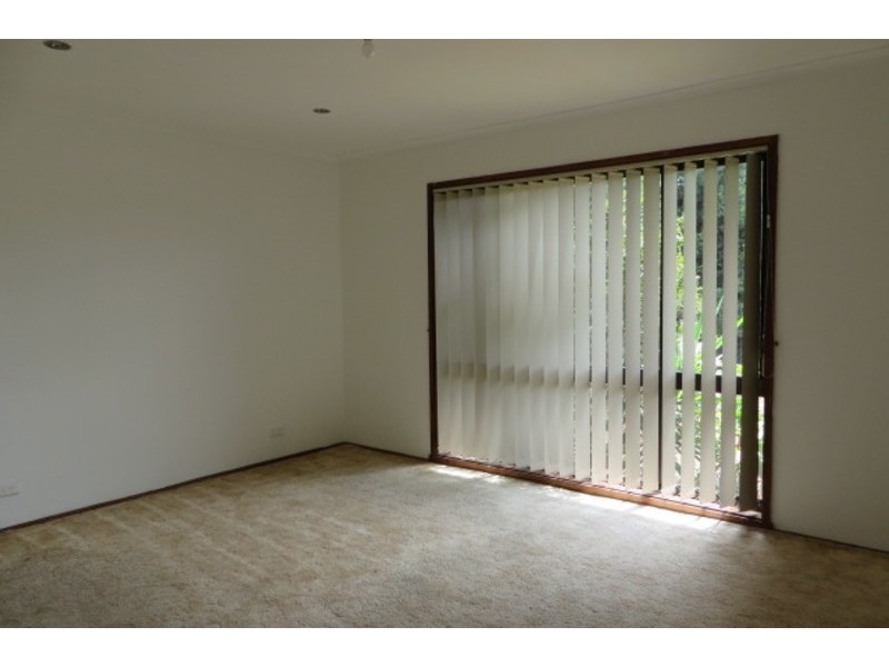 102 Northumberland Drive, Epping VIC 3076