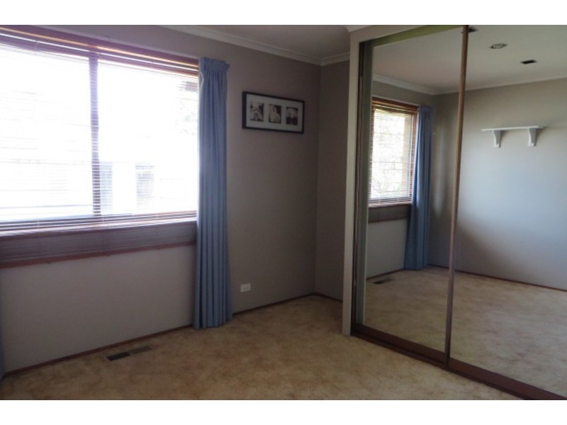 102 Northumberland Drive, Epping VIC 3076