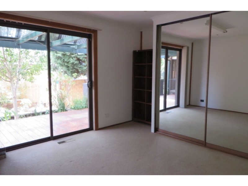 102 Northumberland Drive, Epping VIC 3076