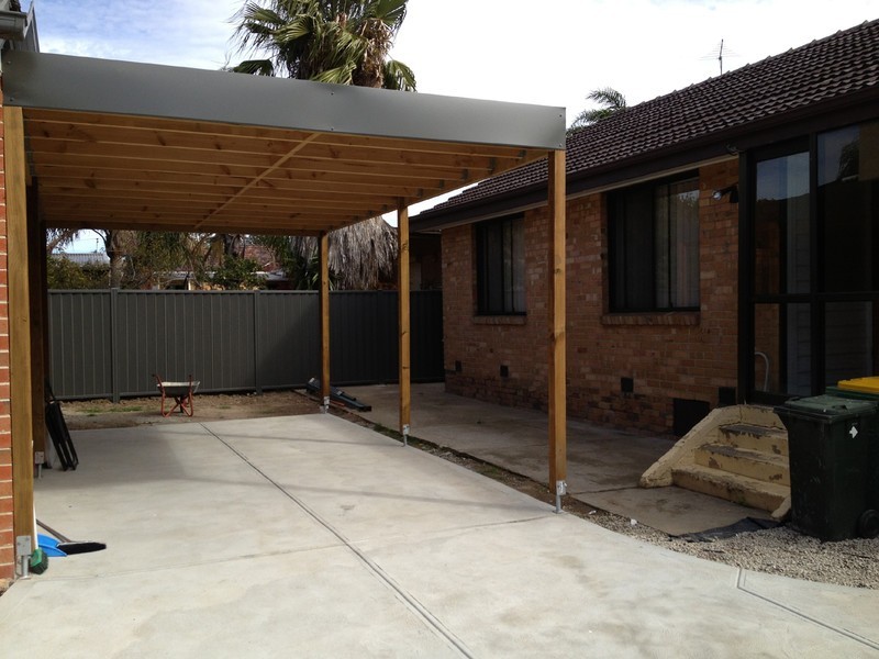 1/8 Kilmore Avenue, Reservoir VIC 3073