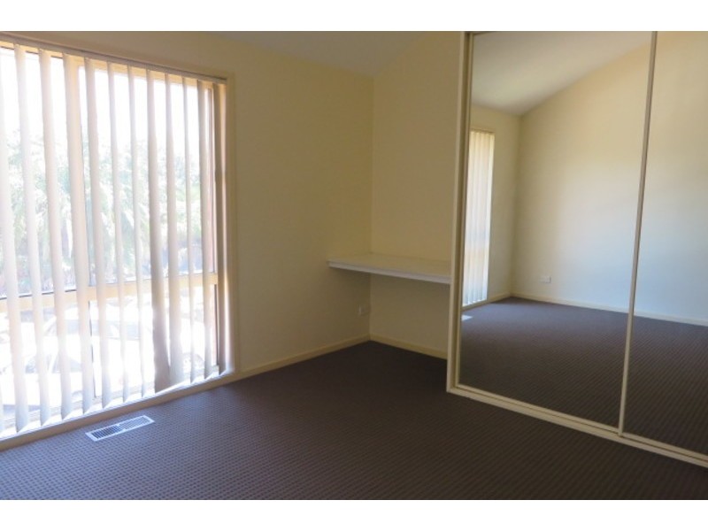 8/83 Rufus Street, Epping VIC 3076