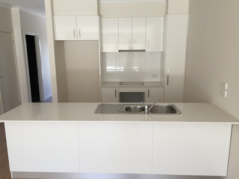 1/56 Bracken Way, South Morang VIC 3752