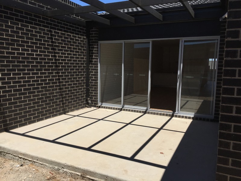 1/56 Bracken Way, South Morang VIC 3752