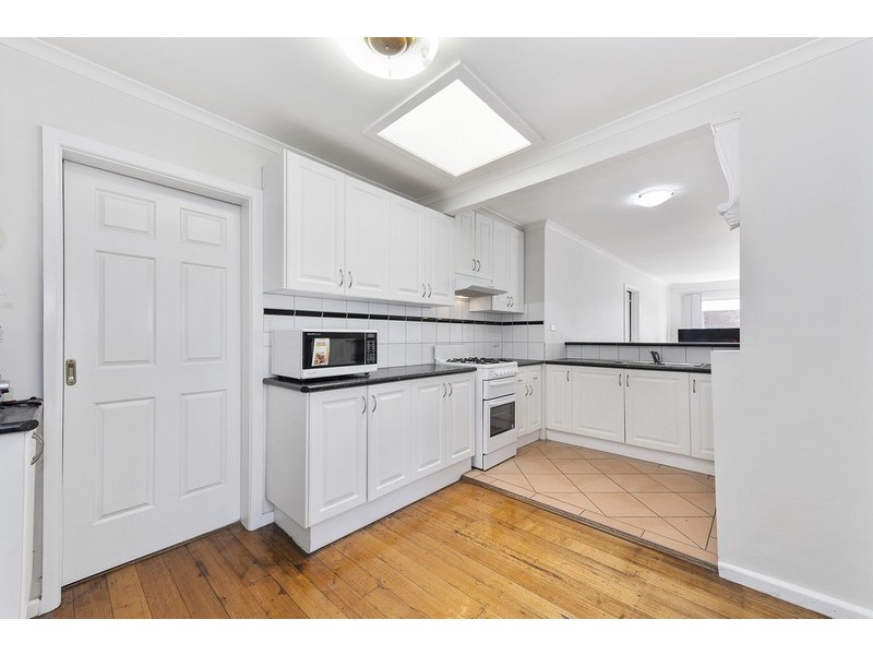 1/24 Church Street, Epping VIC 3076