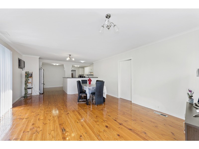 1/24 Church Street, Epping VIC 3076