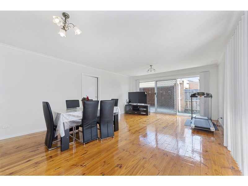 1/24 Church Street, Epping VIC 3076