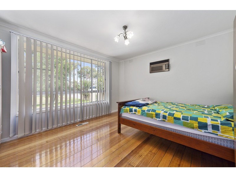 1/24 Church Street, Epping VIC 3076