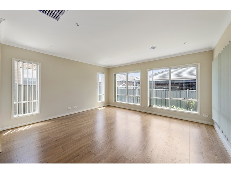 9 Halliday Road, Mernda VIC 3754