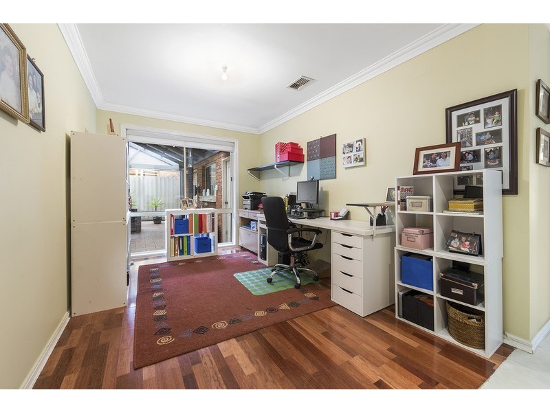 38 Allwyn Crescent, Mill Park VIC 3082